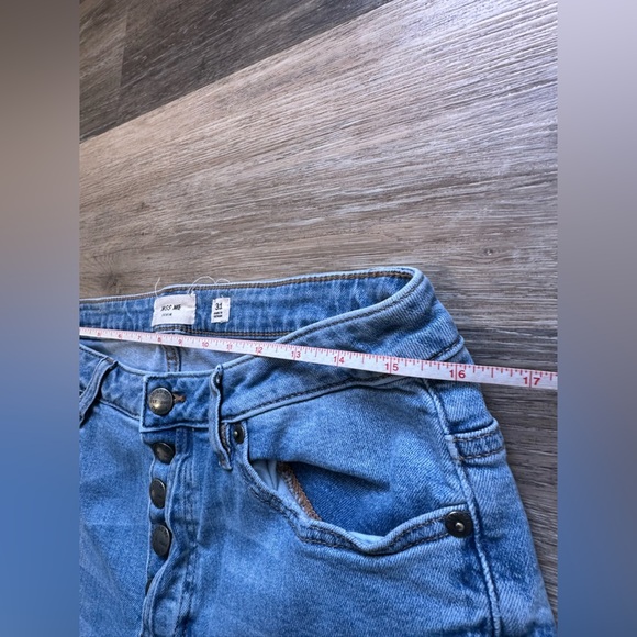 Miss Me Women’s Light Wash Distressed Ankle Skinny Jeans Size 31 - Picture 4 of 11